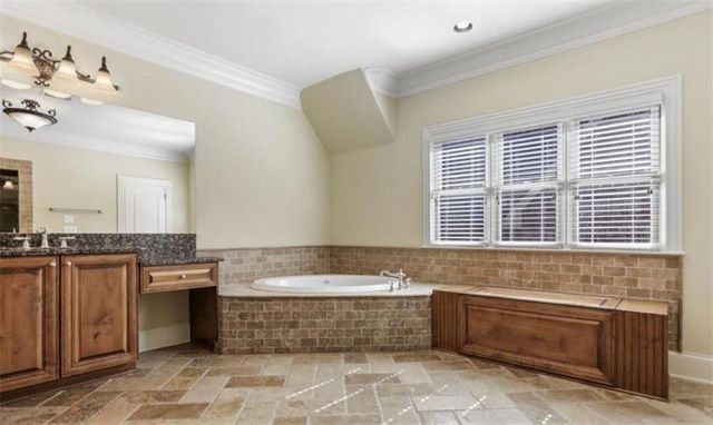 1762 Buckhead Lane NE, Atlanta, GA 30324