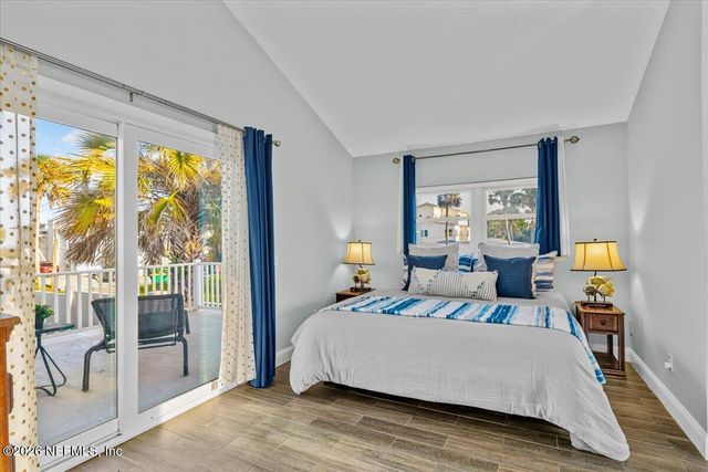 28 31ST Avenue S, Jacksonville Beach, FL 32250
