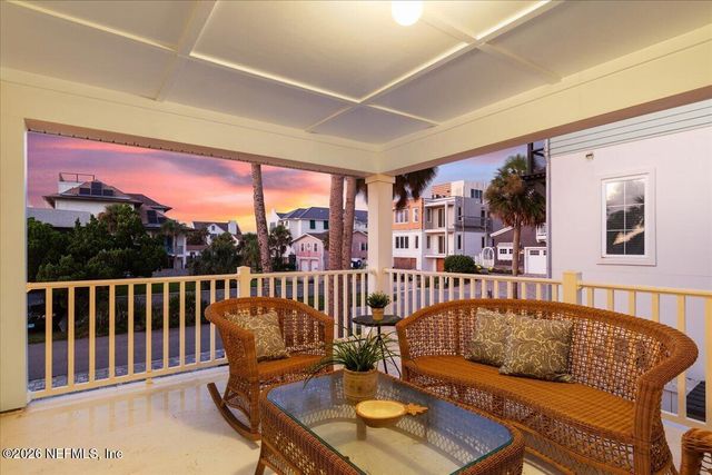 28 31ST Avenue S, Jacksonville Beach, FL 32250
