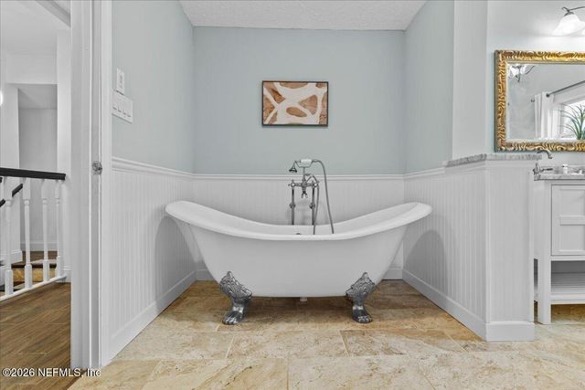 28 31ST Avenue S, Jacksonville Beach, FL 32250