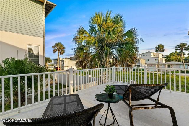 28 31ST Avenue S, Jacksonville Beach, FL 32250
