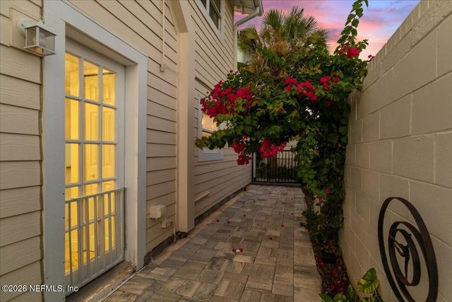 28 31ST Avenue S, Jacksonville Beach, FL 32250