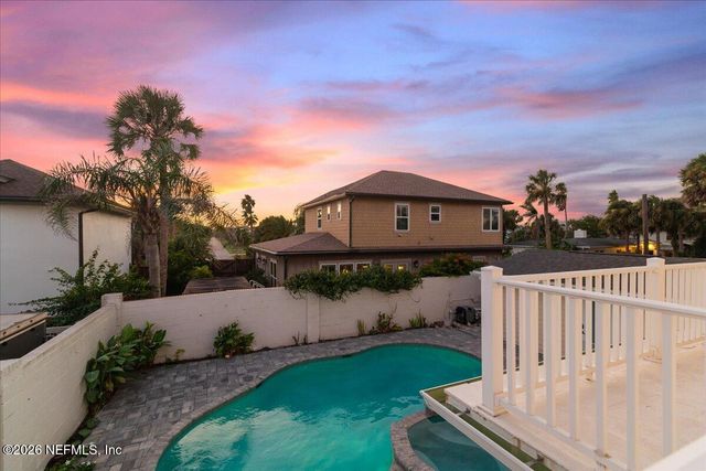28 31ST Avenue S, Jacksonville Beach, FL 32250