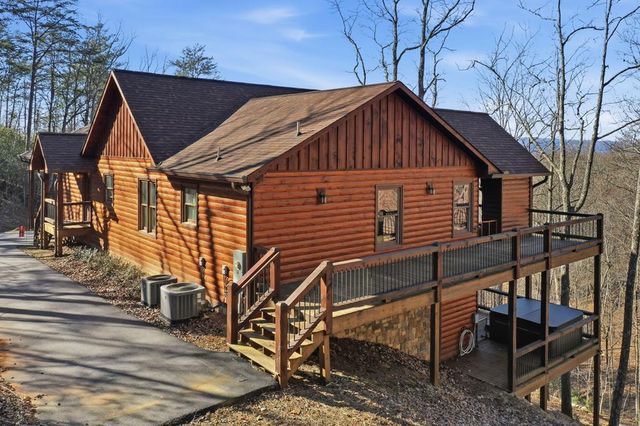 175 Stuart Drive, Mineral Bluff, GA 30559