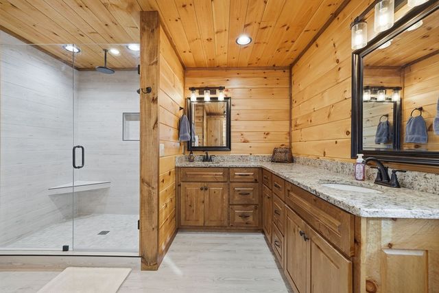 175 Stuart Drive, Mineral Bluff, GA 30559