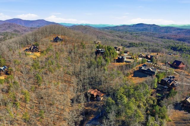 175 Stuart Drive, Mineral Bluff, GA 30559