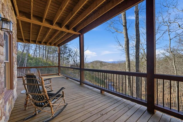 175 Stuart Drive, Mineral Bluff, GA 30559