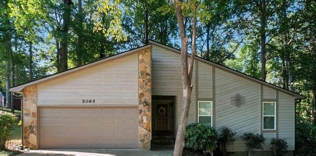 5065 Carole Place, Stone Mountain, GA 30087