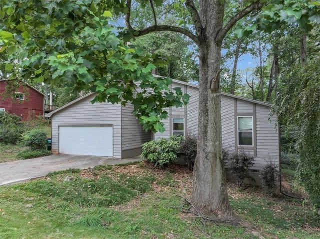 5065 Carole Place, Stone Mountain, GA 30087