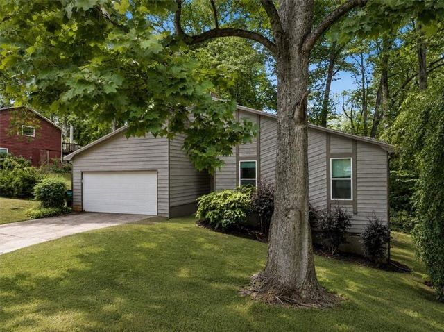 5065 Carole Place, Stone Mountain, GA 30087