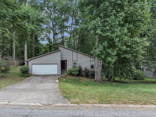 5065 Carole Place, Stone Mountain, GA 30087