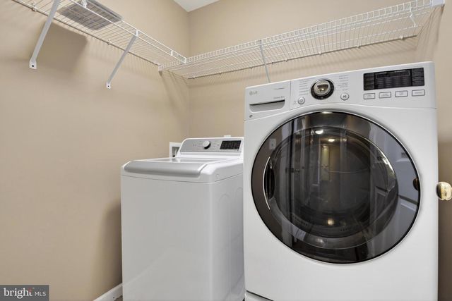 4375 ROTH FARM VILLAGE CIR, Mechanicsburg, PA 17050