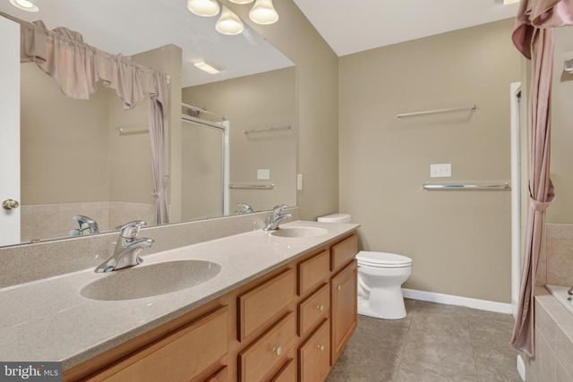 4375 ROTH FARM VILLAGE CIR, Mechanicsburg, PA 17050