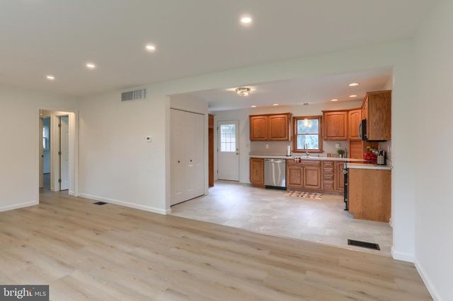 1335 POPLAR ST, Lebanon, PA 17042