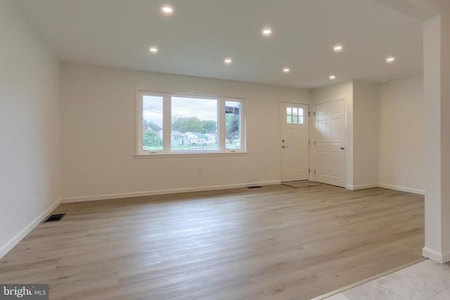 1335 POPLAR ST, Lebanon, PA 17042