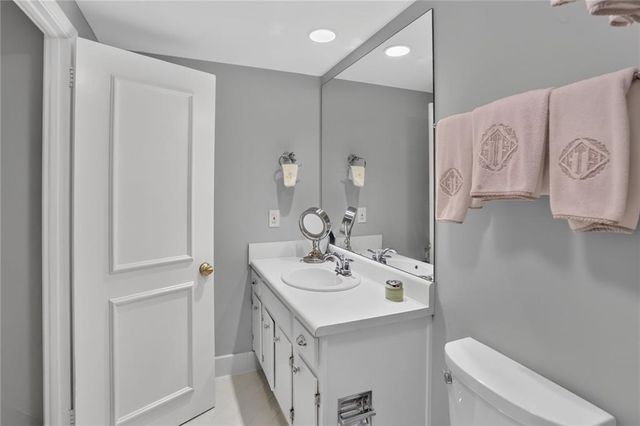 2734 Peachtree Road NW A201, Atlanta, GA 30305