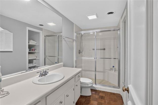 2734 Peachtree Road NW A201, Atlanta, GA 30305