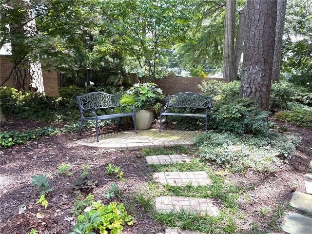 2734 Peachtree Road NW A201, Atlanta, GA 30305