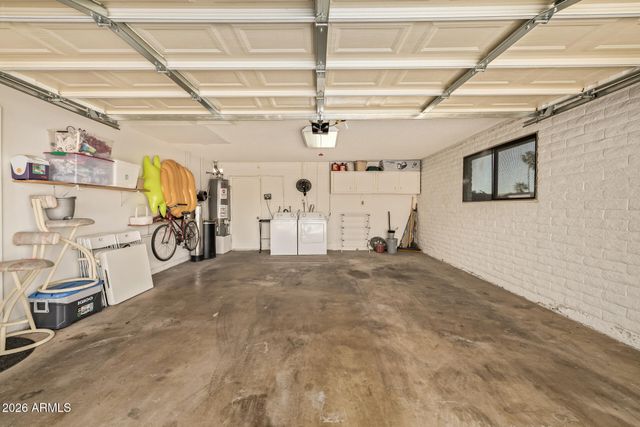 3101 W SHANGRI LA Road, Phoenix, AZ 85029