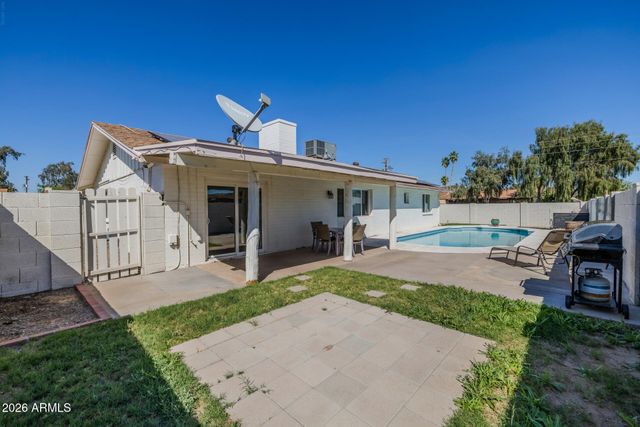 3101 W SHANGRI LA Road, Phoenix, AZ 85029