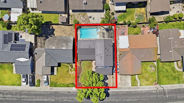 1018 Goldenoak Way, Stockton, CA 95209