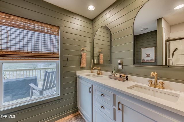 193 North Fork Branch Road, Rogersville, TN 37857