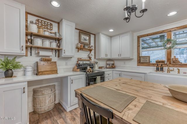 193 North Fork Branch Road, Rogersville, TN 37857