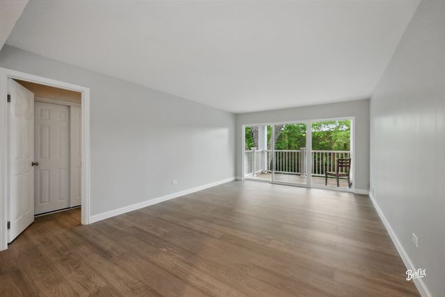 5500 Carriageway Drive 213, Rolling Meadows, IL 60008