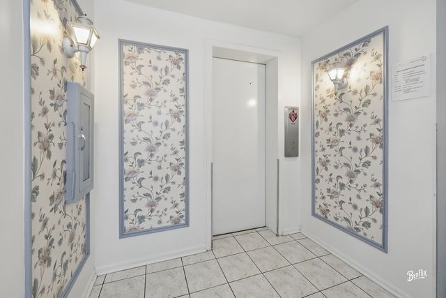5500 Carriageway Drive 213, Rolling Meadows, IL 60008