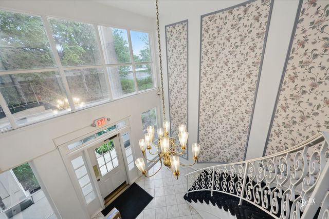 5500 Carriageway Drive 213, Rolling Meadows, IL 60008