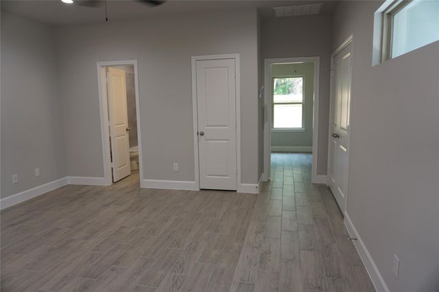 11925 Nelwood, Willis, TX 77318