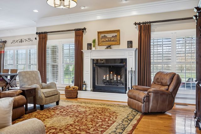 3917 Amanda Beth Ct, Columbia, TN 38401