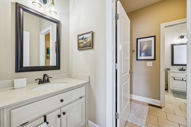 3917 Amanda Beth Ct, Columbia, TN 38401