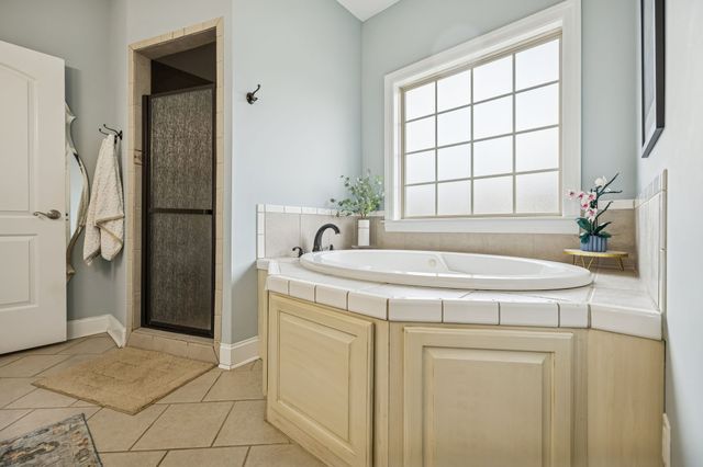 3917 Amanda Beth Ct, Columbia, TN 38401