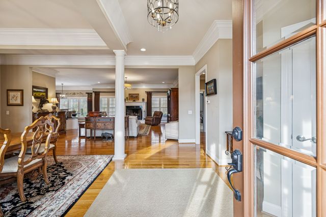 3917 Amanda Beth Ct, Columbia, TN 38401