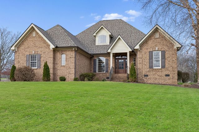 3917 Amanda Beth Ct, Columbia, TN 38401