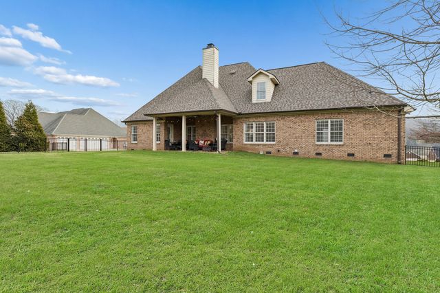 3917 Amanda Beth Ct, Columbia, TN 38401
