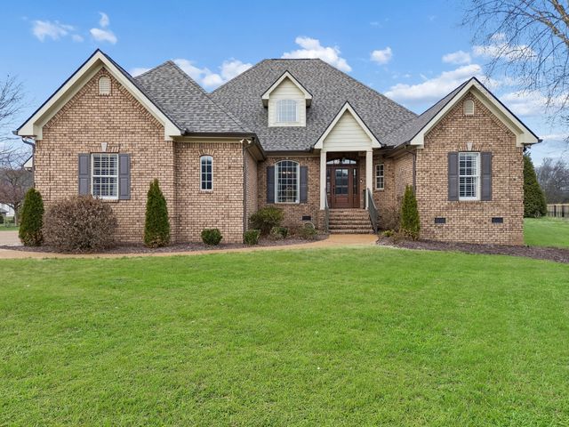 3917 Amanda Beth Ct, Columbia, TN 38401