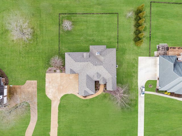 3917 Amanda Beth Ct, Columbia, TN 38401