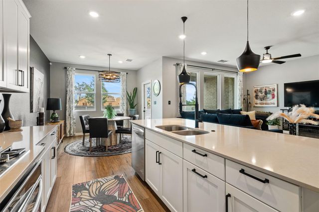 1009 Dog Iron ST, Georgetown, TX 78633