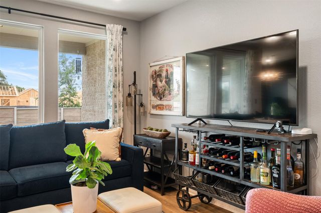 1009 Dog Iron ST, Georgetown, TX 78633