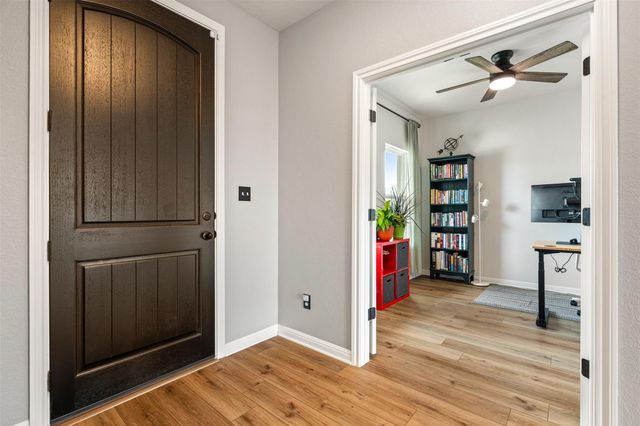 1009 Dog Iron ST, Georgetown, TX 78633
