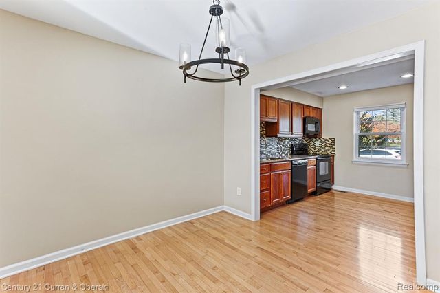 42645 Savoy Court, Northville, MI 48167