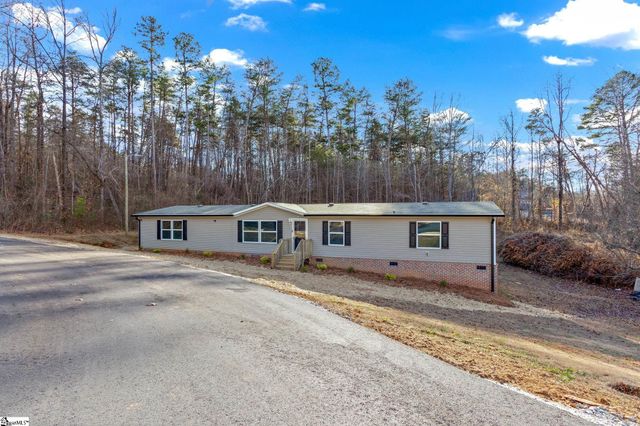 34 Mccauley Lane, Travelers Rest, SC 29690