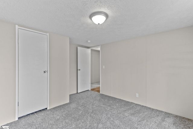 34 Mccauley Lane, Travelers Rest, SC 29690