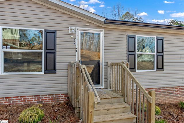 34 Mccauley Lane, Travelers Rest, SC 29690