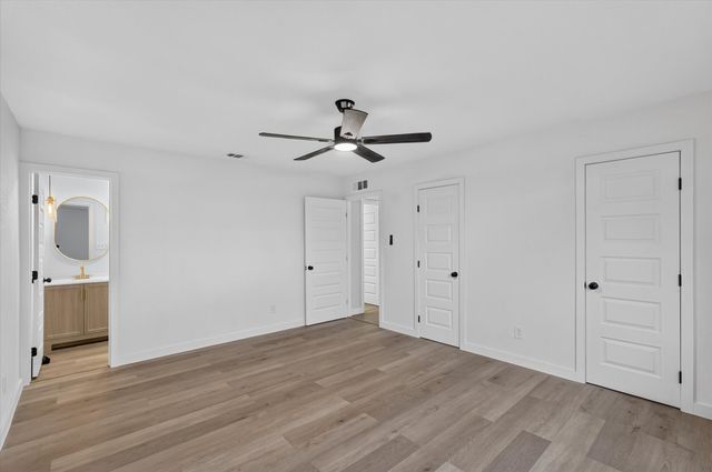 3045 Villa Sur Trail, Dallas, TX 75228