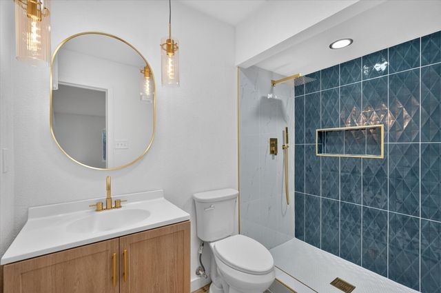 3045 Villa Sur Trail, Dallas, TX 75228