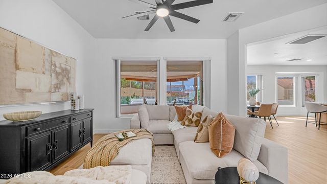 23116 N DRIFTER Way, Sun City West, AZ 85375