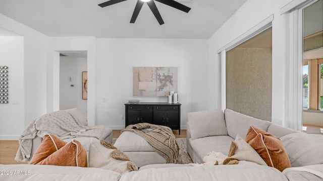 23116 N DRIFTER Way, Sun City West, AZ 85375